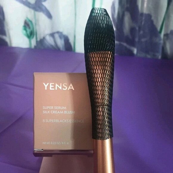 NIB Yensa RADIANT ROSE Super Serum Silk Cream Blush with SOS Blush/Bronzer Brush - Picture 1 of 6
